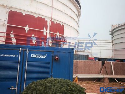 德高潔儲罐除銹爬壁機器人 開啟儲罐除銹工藝新模式，引領清潔設備研發新方向